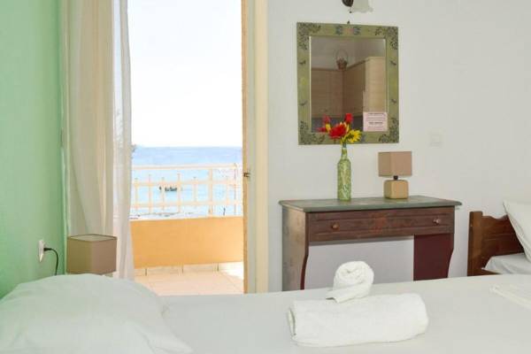 En plo Studios & Apartments - Studio for 3