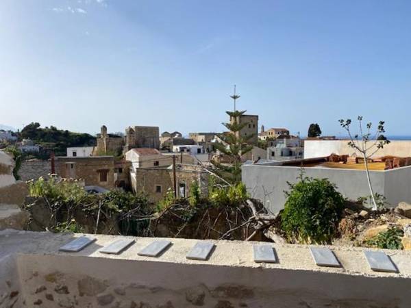 La Perla de Maroulas