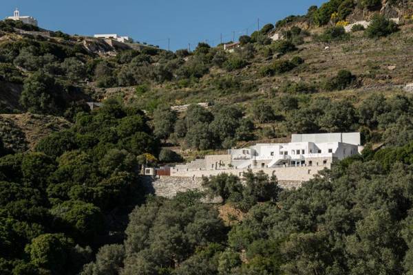 ELaiolithos Luxury Retreat in Naxos