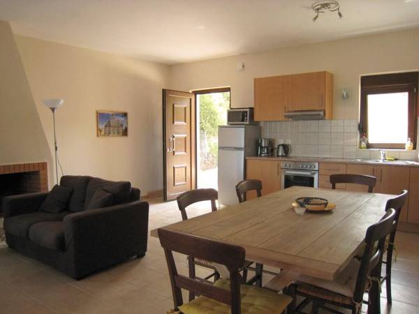 Sea-view Villa in Prines with Private Pool near Rethymnon