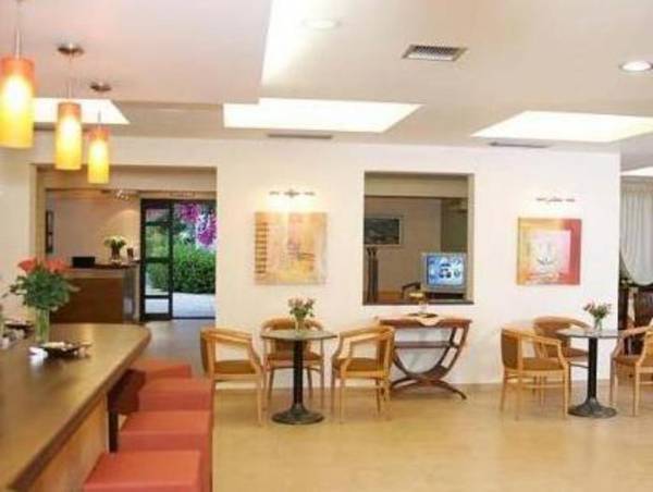 Your Memories Aparthotel by Estia