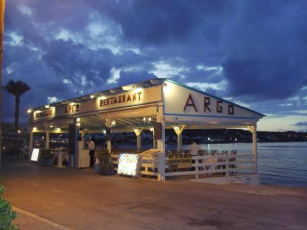Zorbas Hotel