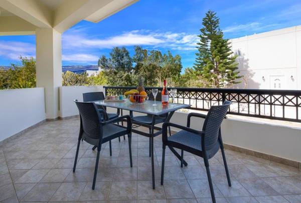 Dione apt. with Terrace near Kalathas beach