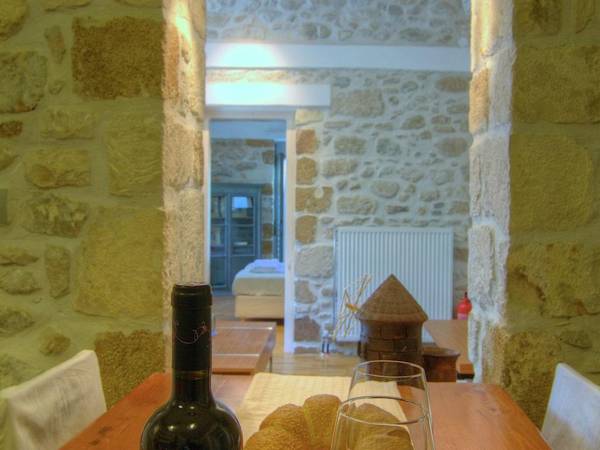 Authentic villa in little village 10 pers. at 15km from sea NW coast