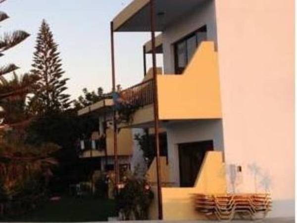 Hermes Apartments
