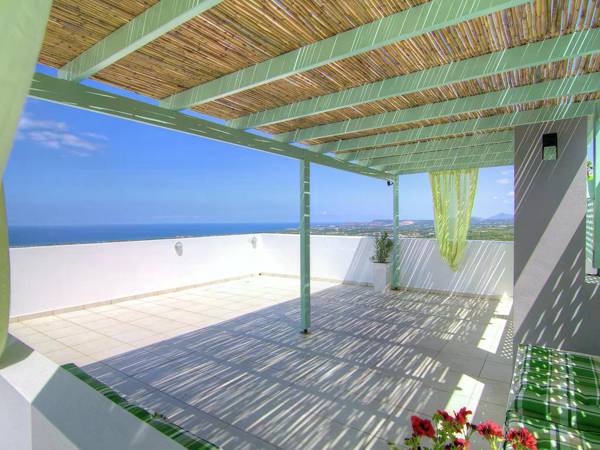 Luxury Villa in Agia Triada with Swimming Pool