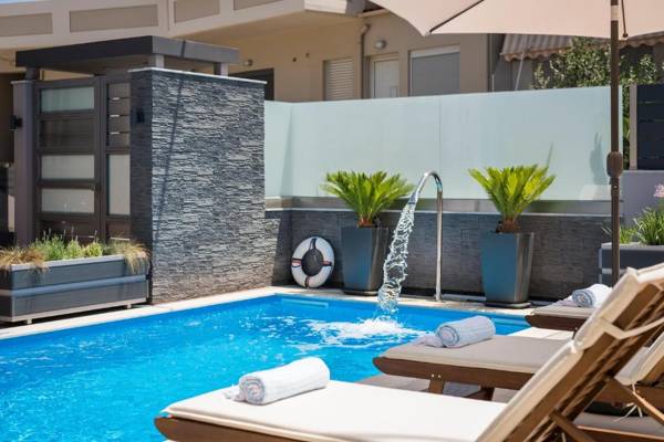 Sun Ray Luxury Apartments