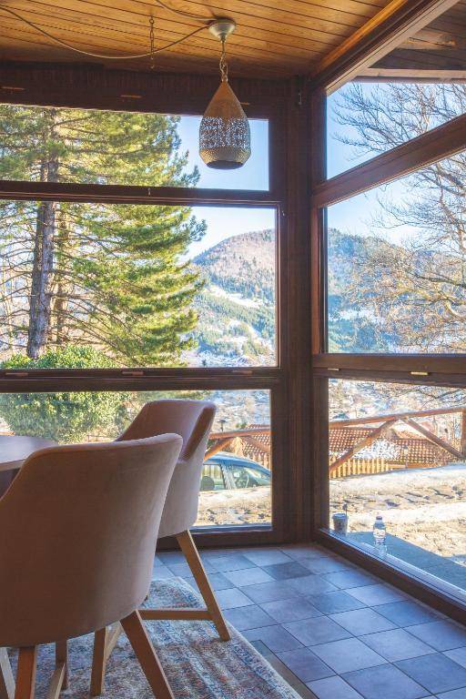 Adryades luxury apartments