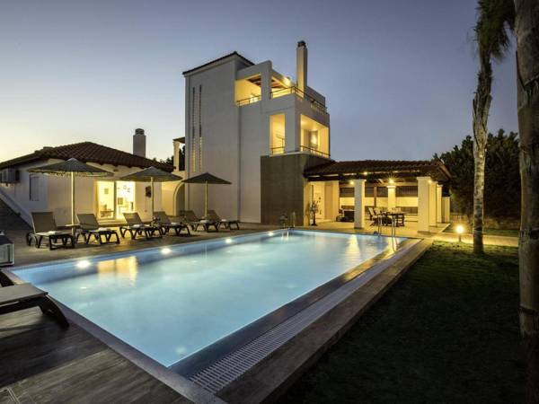 Villa on Island with Private Pool Garde Terrace Parking