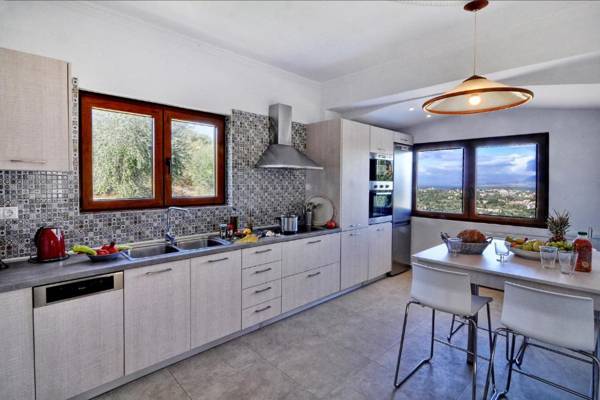Stephandra Villa