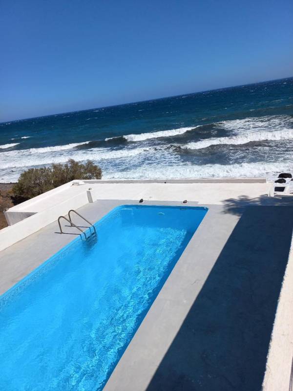 Santorini Lovers Villa