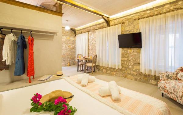 Stone Suites at Lefkada's Old Port