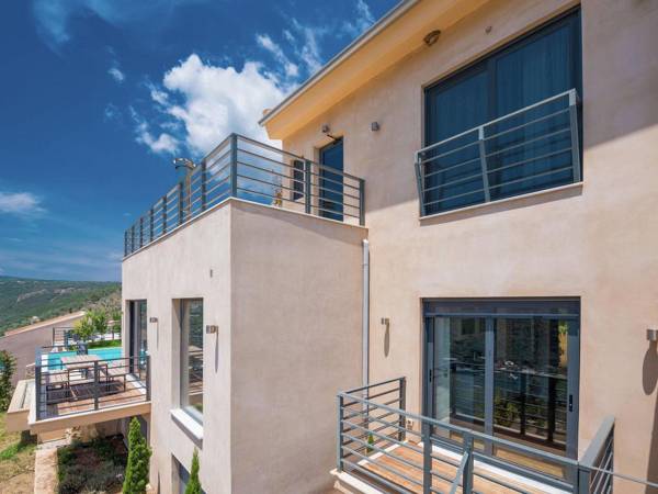 Sivota Bay-view Villa with bubble bath Private Pool and Garden