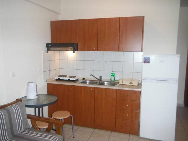 Dimitra's Apartments