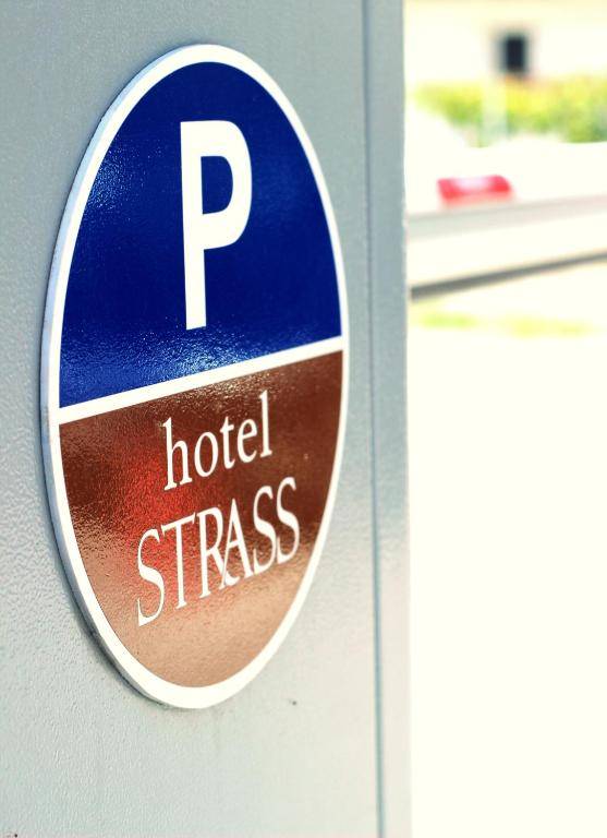 Hotel Strass