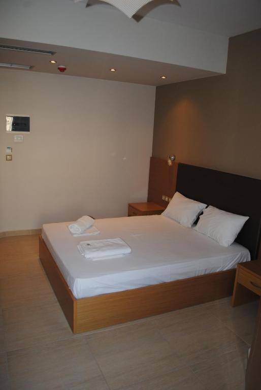 Niriides Studios and Apartments