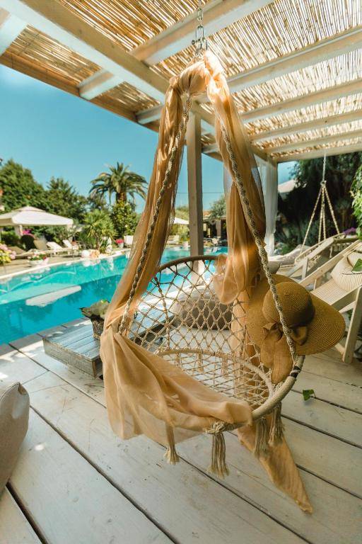 Nikoleta Luxury Villa