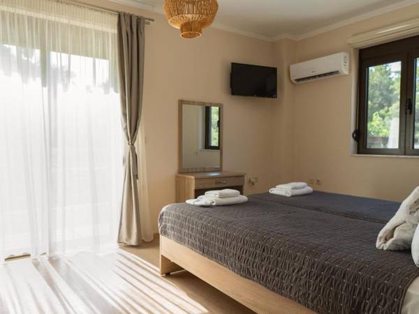 Adonis Villa in nature