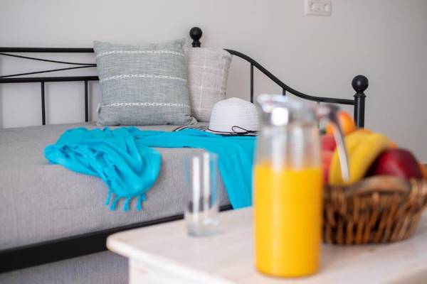 Cyclops Beach Apartments