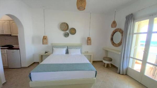 Maria's Rooms & Studios