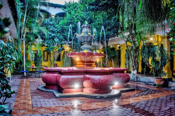 Posada San Vicente by AHS