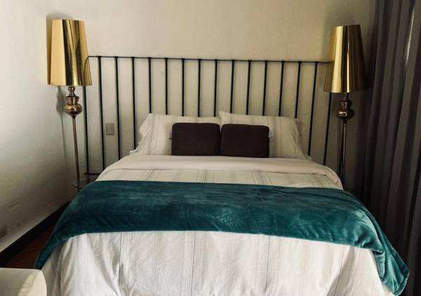 Antigua Guatemala Casa del Manchén