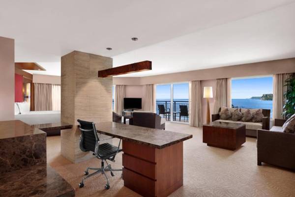 Workspace - Hilton Guam Resort & Spa