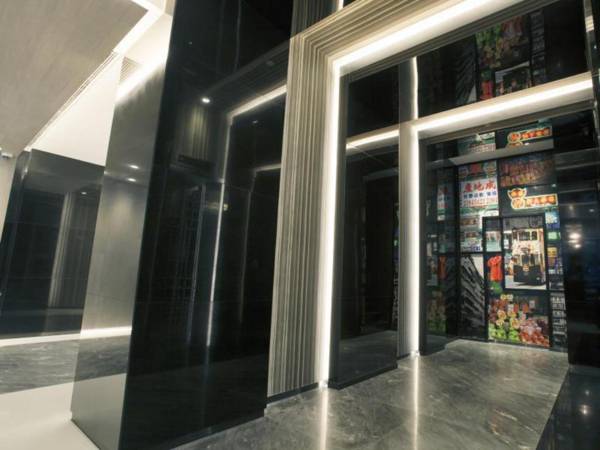 M1 North Point Hotel