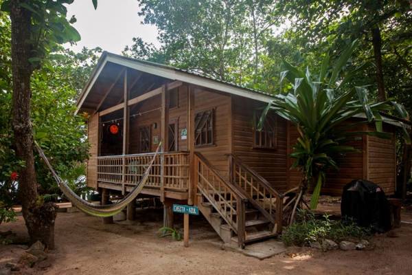 Blue Island Divers Casita Azul