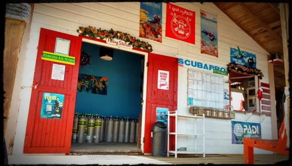 Seagrape Plantation Resort & Dive Center