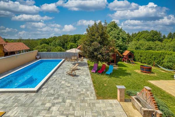 House Klara With Sauna and pool