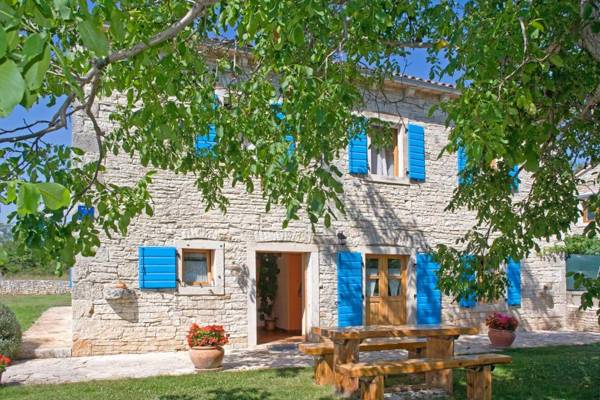 Agricola in Sveti Kirin (Haus für 8 Personen)