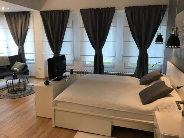 Feels Like Home Apartments