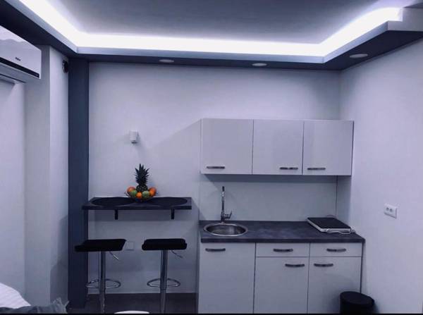 Jacuzzi Apartment Code 96