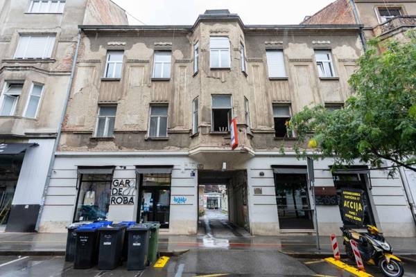 Modern and Design Apartment near the Main Square