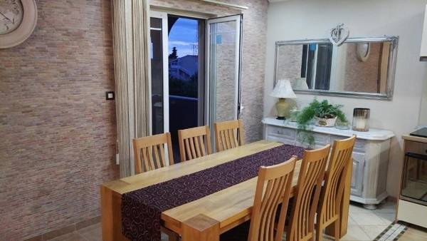 Apartment Gold & Gray