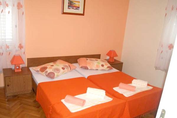 One bedroom appartement with wifi at Zadar