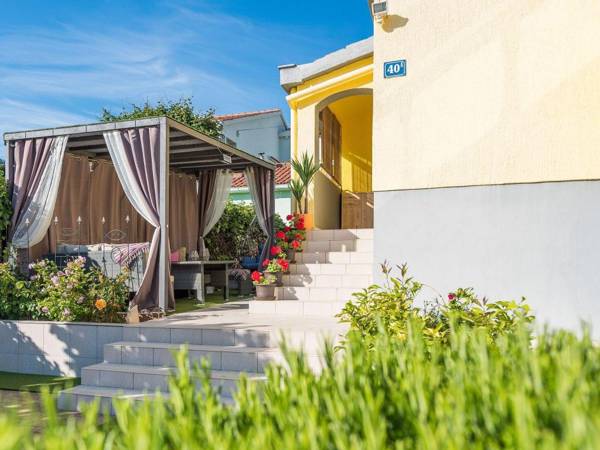 Modern Holiday Home in Zadar with Terrace