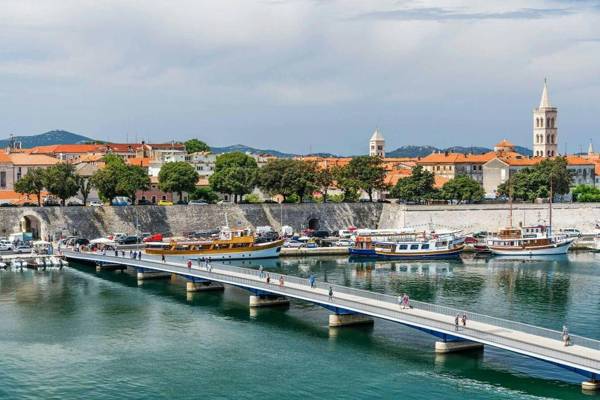 Sea view apartment Zara Luminosa