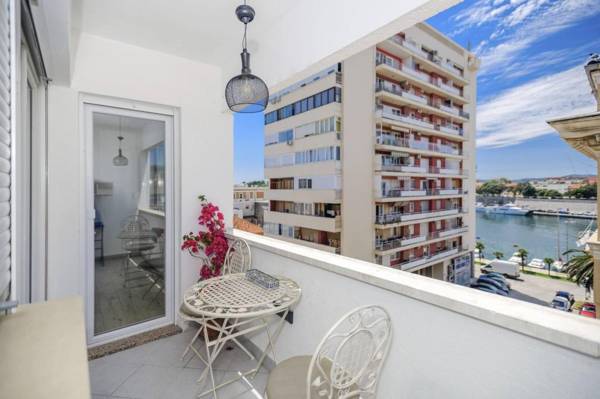 Sea view apartment Zara Bruna