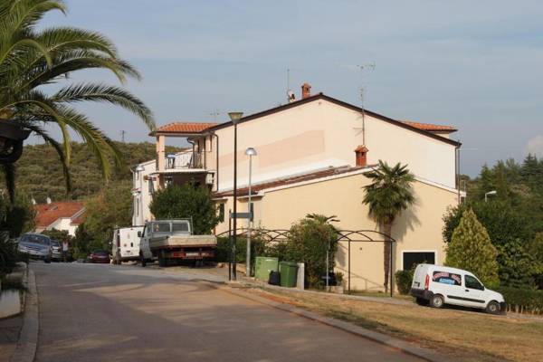 Apartments with WiFi Vrsar Porec - 7044