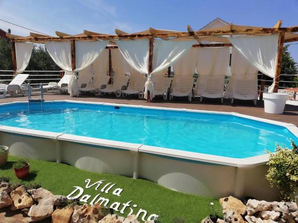 Apartments Villa Dalmatina