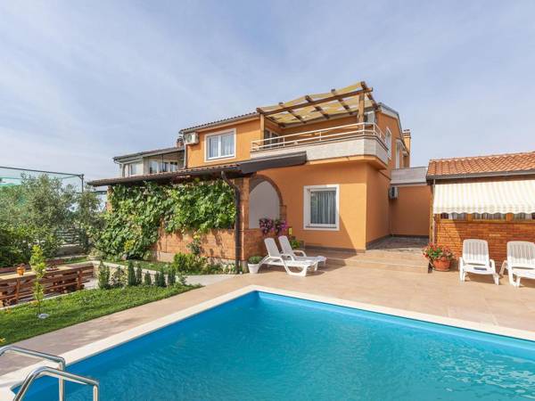 Modern apartment for families who want to enjoy a peaceful holiday