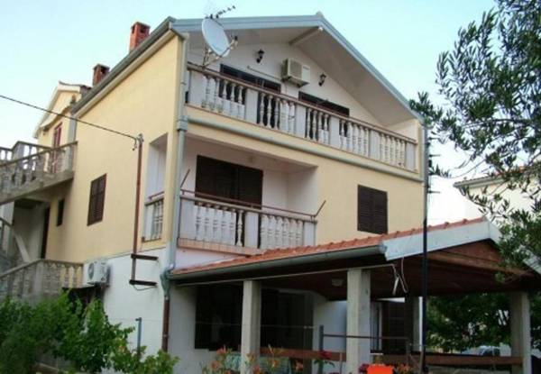 Apartments Darko - 100m from sea