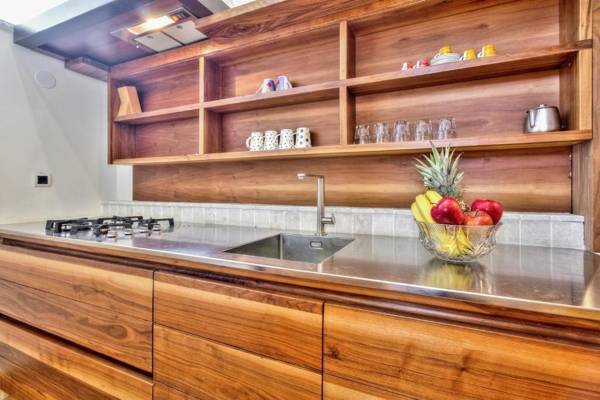 LANA house with apartment