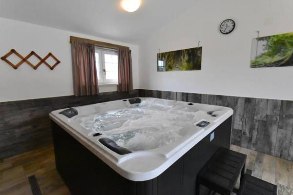 Luxury Villa Lemaliante