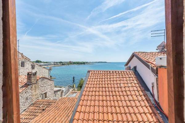 Old Town Apartments in Umag