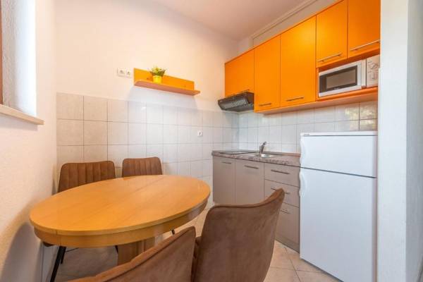 Apartments Ivana-Mira 1809