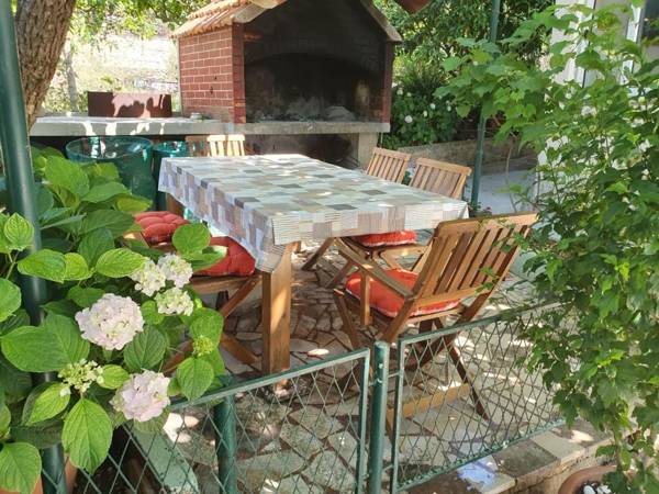 Apartments Kaza - 50m from beach