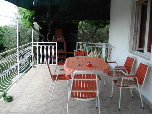 Apartment Tomi - large terrace